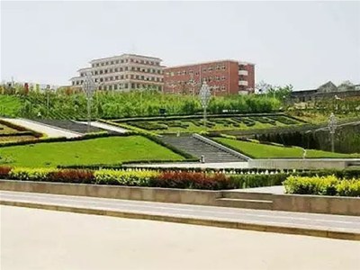 喜賀西京大學(xué)工程研究院萬級(jí)凈化實(shí)驗(yàn)室空調(diào)項(xiàng)目順利完工